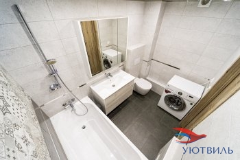 Трёхкомнатная квартира на Начдива Онуфриева в Алуште - alushta.yutvil.ru - фото 1