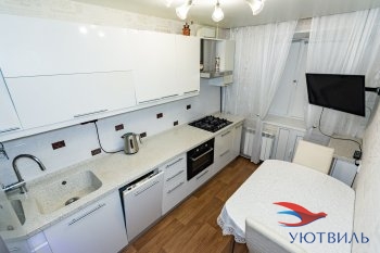 Трехкомнатная квартира на Стачек в Алуште - alushta.yutvil.ru - фото 1